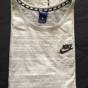 Light gray Nike Shirt